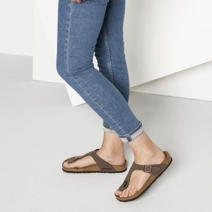 Birkenstock Gizeh Leather Sandals -Size 39 - Mocha